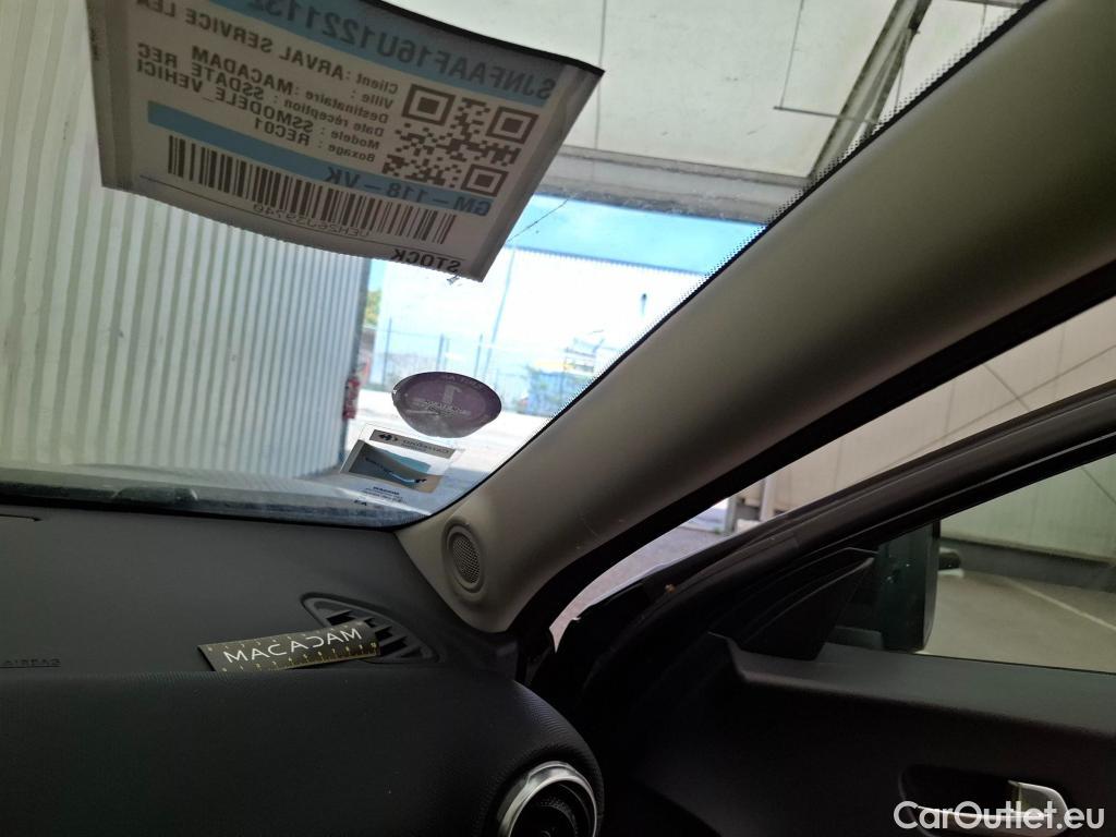  Nissan  Juke NISSAN   2019  5P  Crossover DIG T 114 DCT Business Edition #13