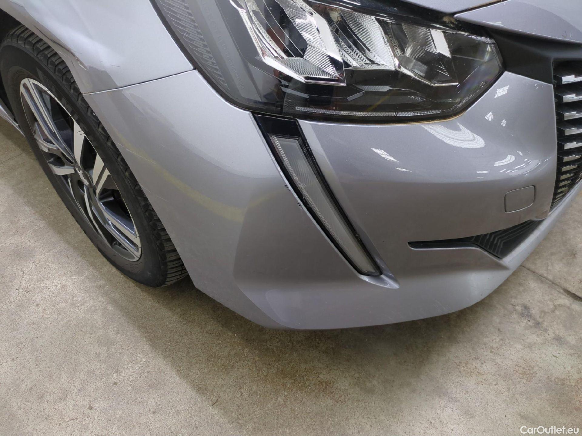  Peugeot  208  Allure Pack 1.2 PureTech 100CV BVA8 E6d #19