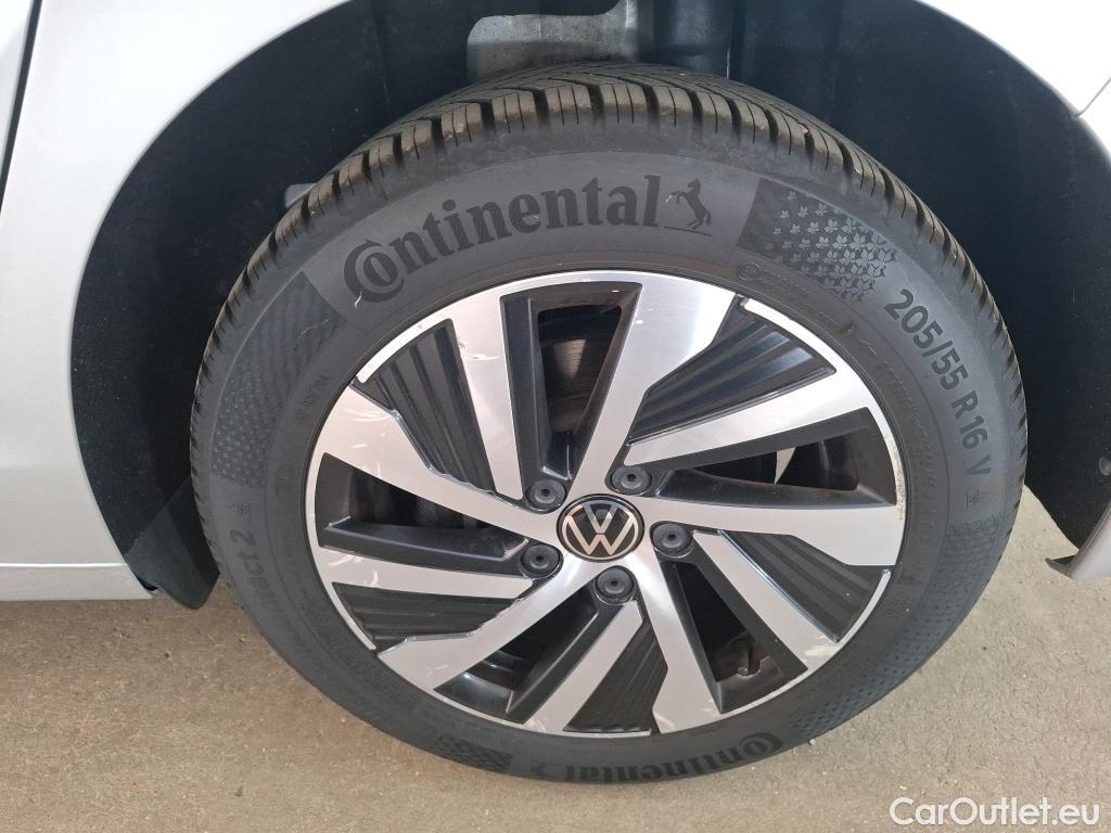  Volkswagen  Golf  VOLKSWAGEN / 2020 / 5P / Berline 1.4 eHybrid OPF 204 DSG6 Style #6