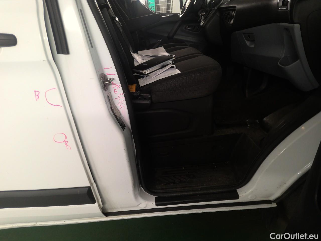  Ford  Transit Tr.Cus.TDCi 130 27 L1H1 A Tr. #9