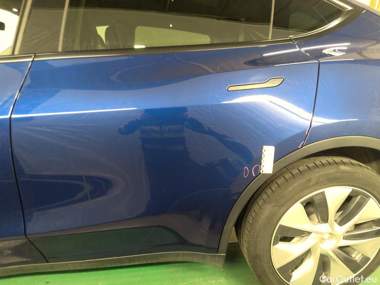  Tesla  Model Y  75kWh Long-Range AWD #8