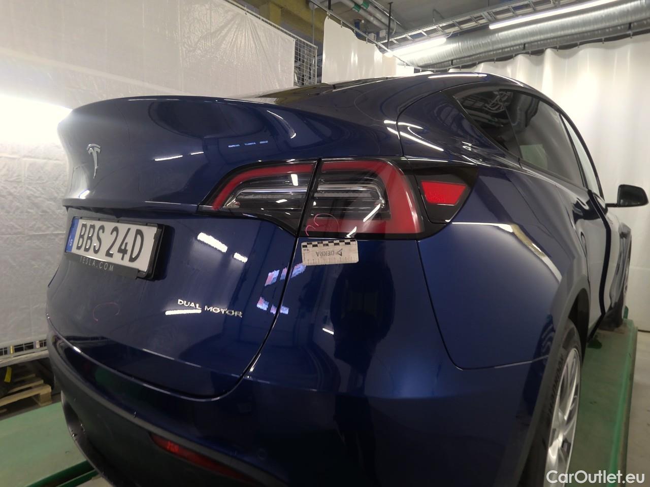  Tesla  Model Y  75kWh Long-Range AWD #19
