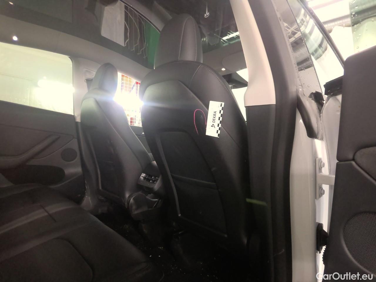  Tesla  Model Y  Long-Range AWD #9