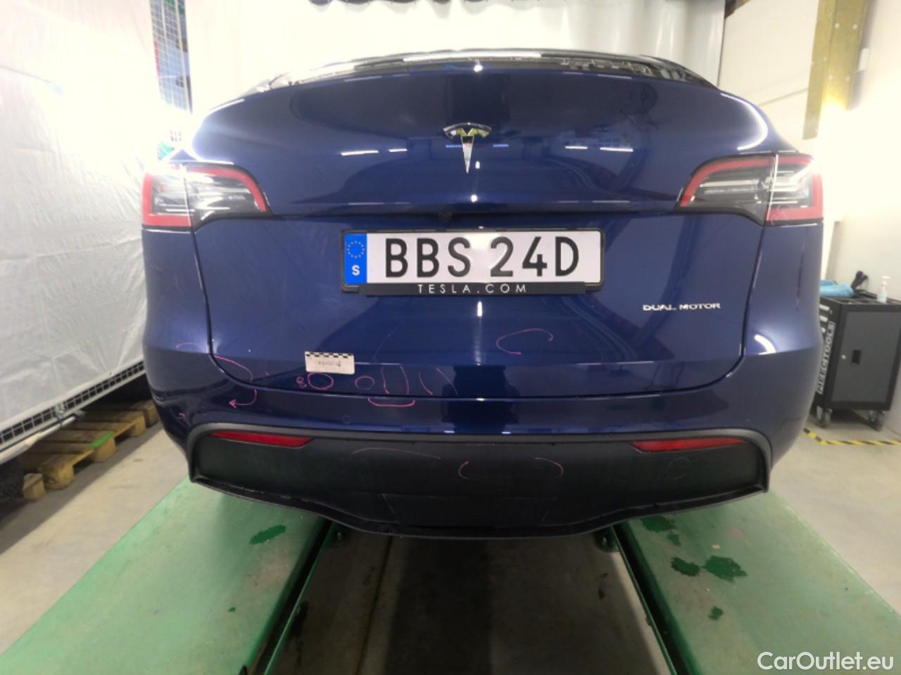  Tesla  Model Y  75kWh Long-Range AWD #13