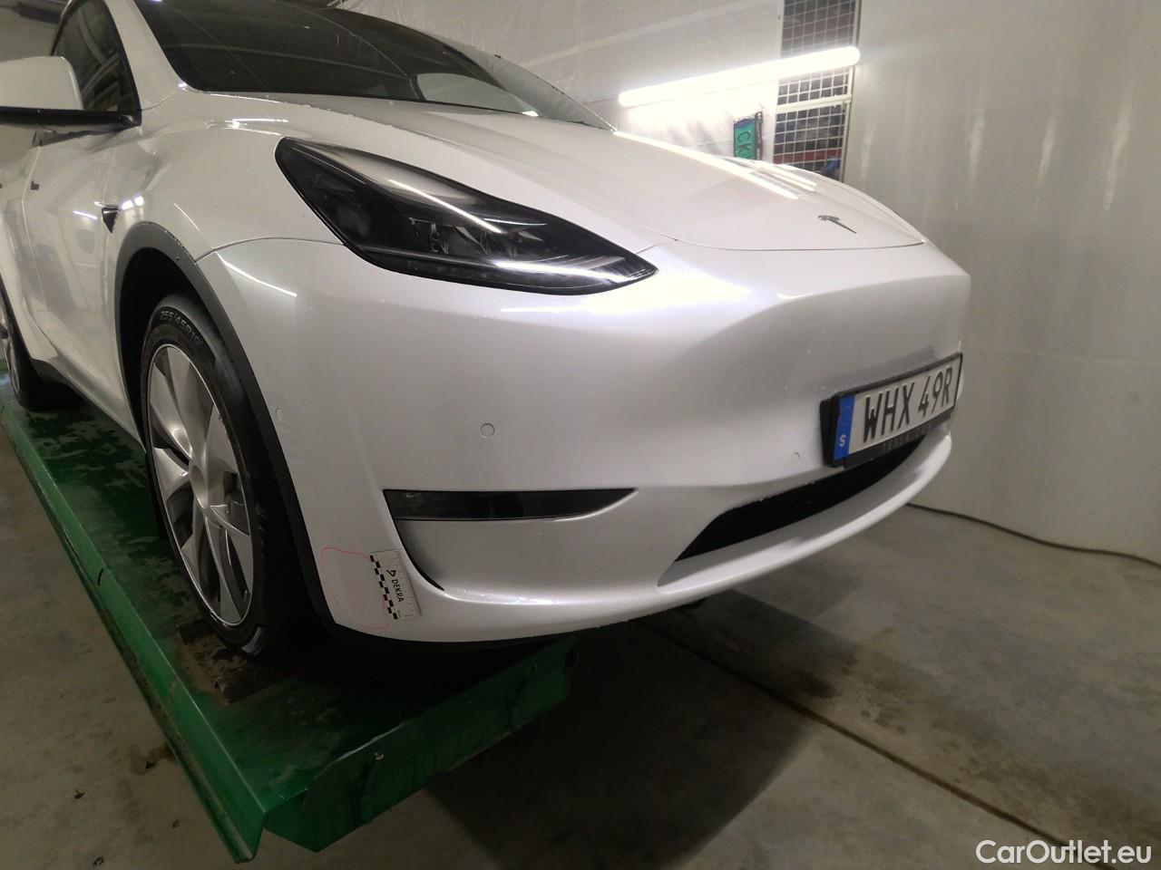  Tesla  Model Y  Long-Range AWD #14