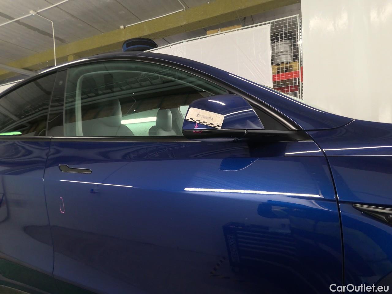  Tesla  Model Y  75kWh Long-Range AWD #31