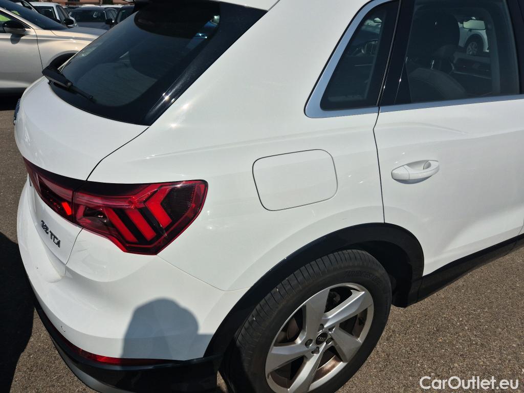  Audi  Q3 AUDI  / 2018 / 5P / todoterreno Advanced 35 TDI 110kW (150CV) S tronic #18