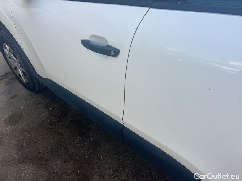  Citroen  C4 CITROEN  / 2020 / 5P / berlina con portón BlueHdi 110 S&S Live Pack #8