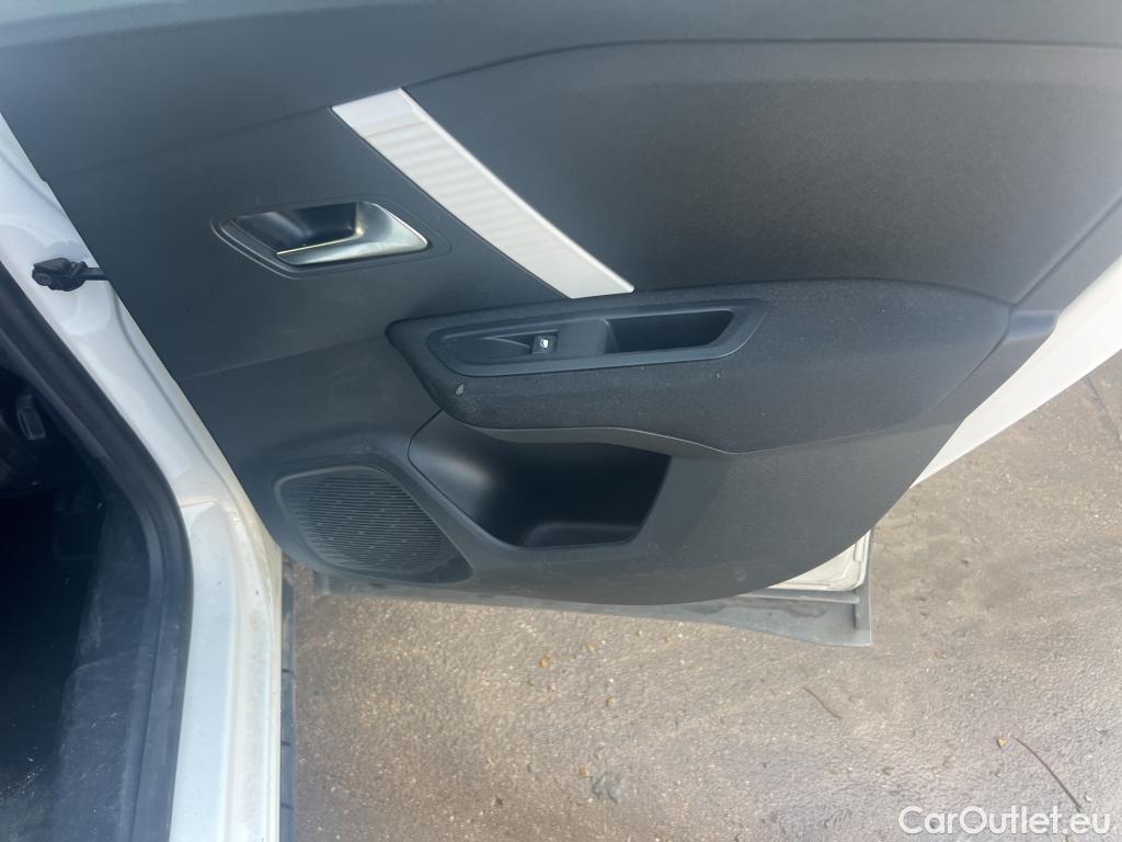  Citroen  C4 CITROEN  / 2020 / 5P / berlina con portón BlueHdi 110 S&S Live Pack #14