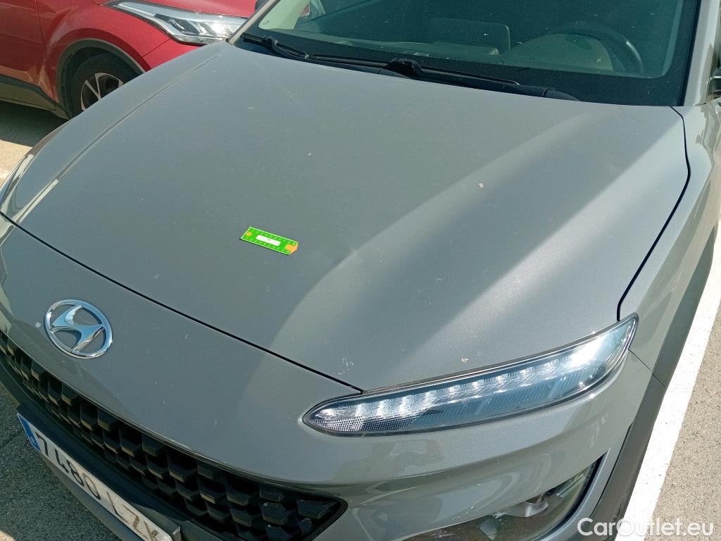  Hyundai  Konna HYUNDAI Kona / 2020 / 5P / todoterreno 1.0 TGDI Klass 4X2 #3