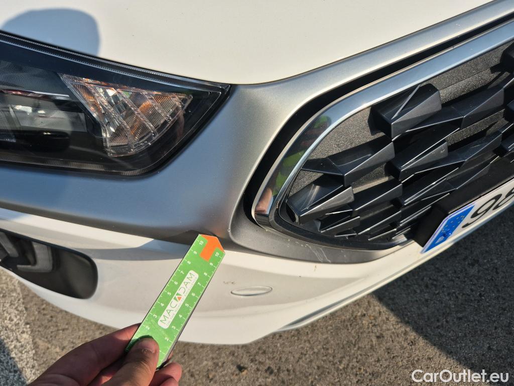  Hyundai   Ioniq HYUNDAI / 2019 / 5P / berlina con portón 1.6 GDI HEV Tecno DCT #20