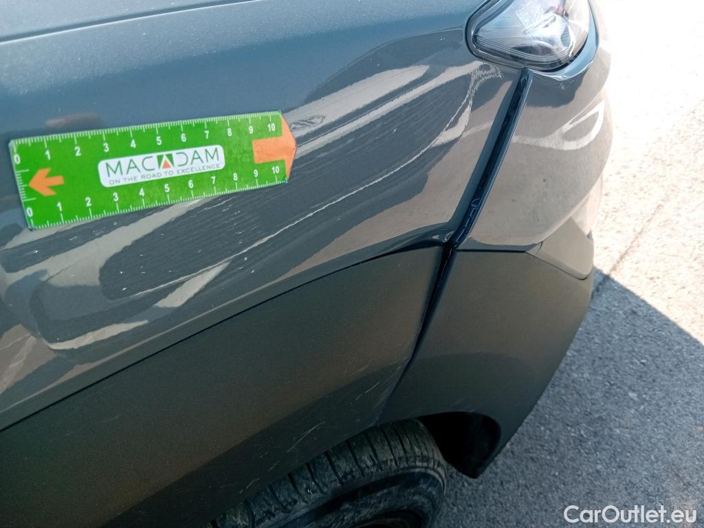 Hyundai  Konna HYUNDAI Kona / 2020 / 5P / todoterreno 1.0 TGDI Klass 4X2 #6