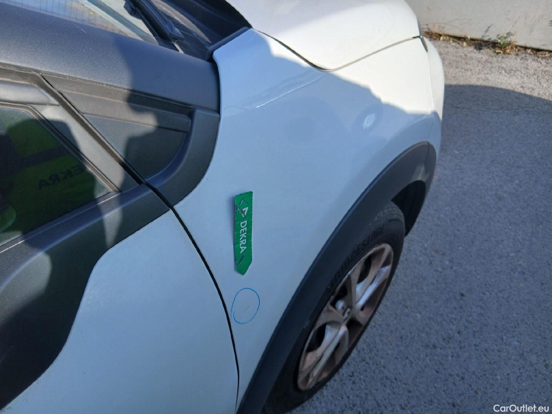  Citroen  C3 CITROEN  / 2016 / 5P / berlina con portón BlueHDi 73KW (100CV) S&S FEEL #36
