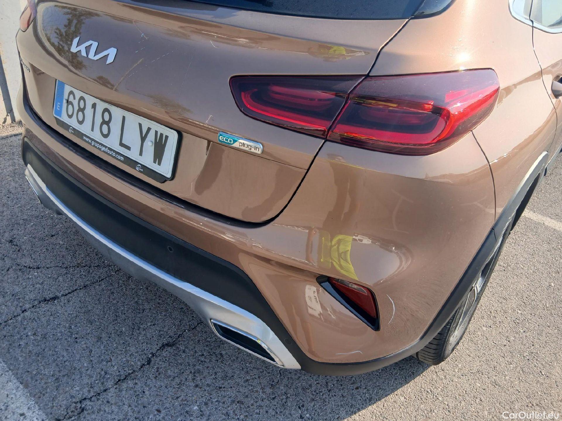  KIA  XCeed KIA  / 2019 / 5P / todoterreno 1.6 GDi PHEV 104kW (141CV) eDrive #22