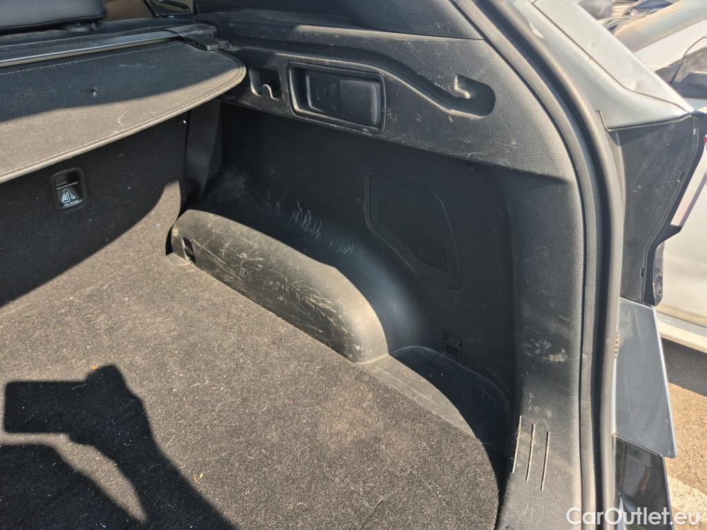  KIA  Sportage KIA  / 2022 / 5P / todoterreno 1.6 T-GDi PHEV 198kW (265CV) GT-line 4X4 #1