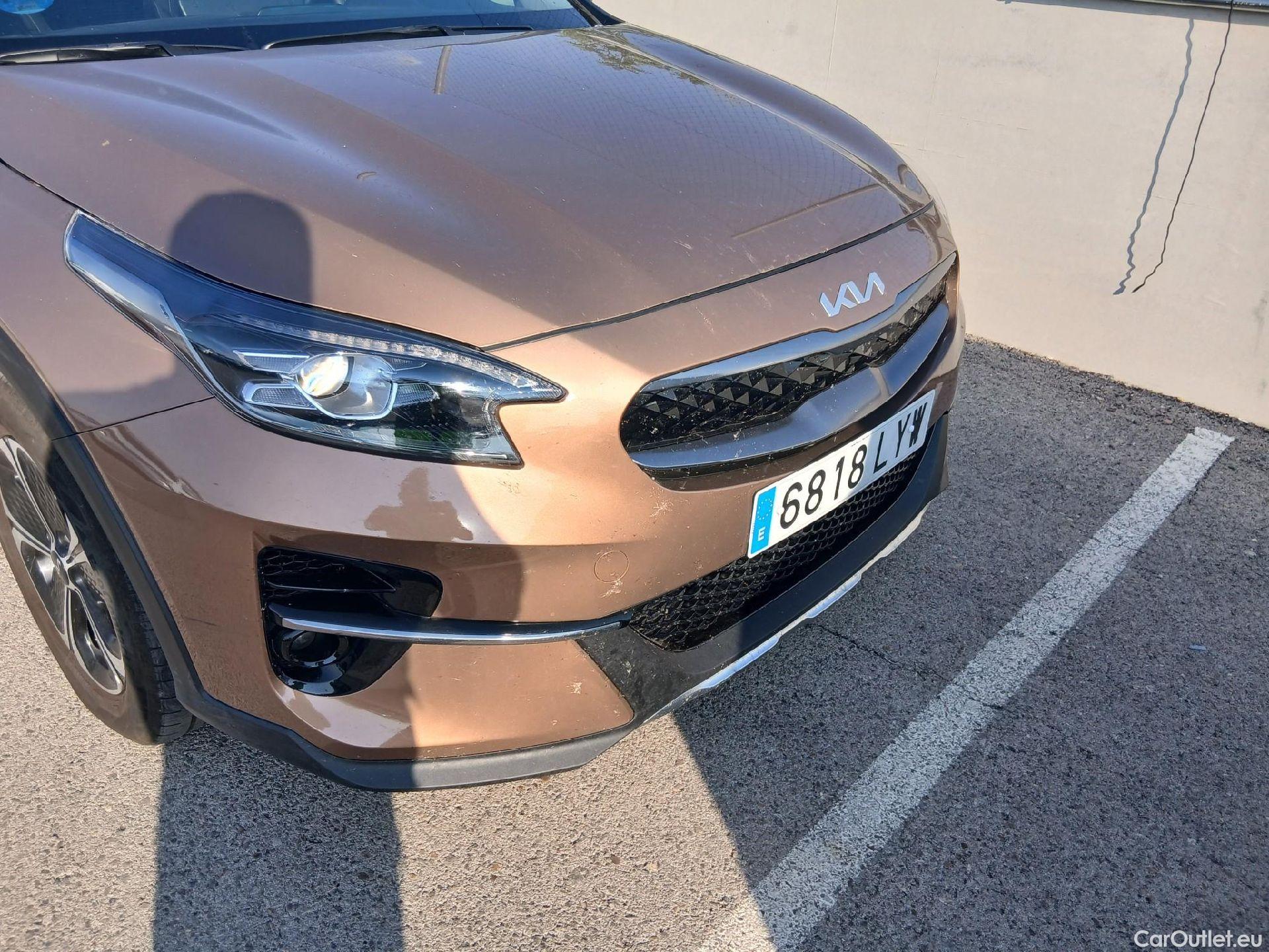  KIA  XCeed KIA  / 2019 / 5P / todoterreno 1.6 GDi PHEV 104kW (141CV) eDrive #10