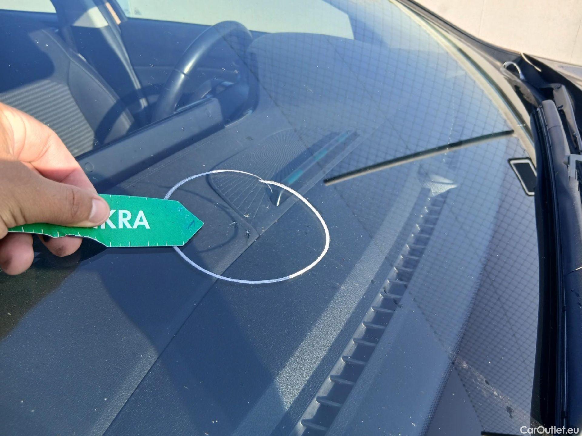  KIA  XCeed KIA  / 2019 / 5P / todoterreno 1.6 GDi PHEV 104kW (141CV) eDrive #12
