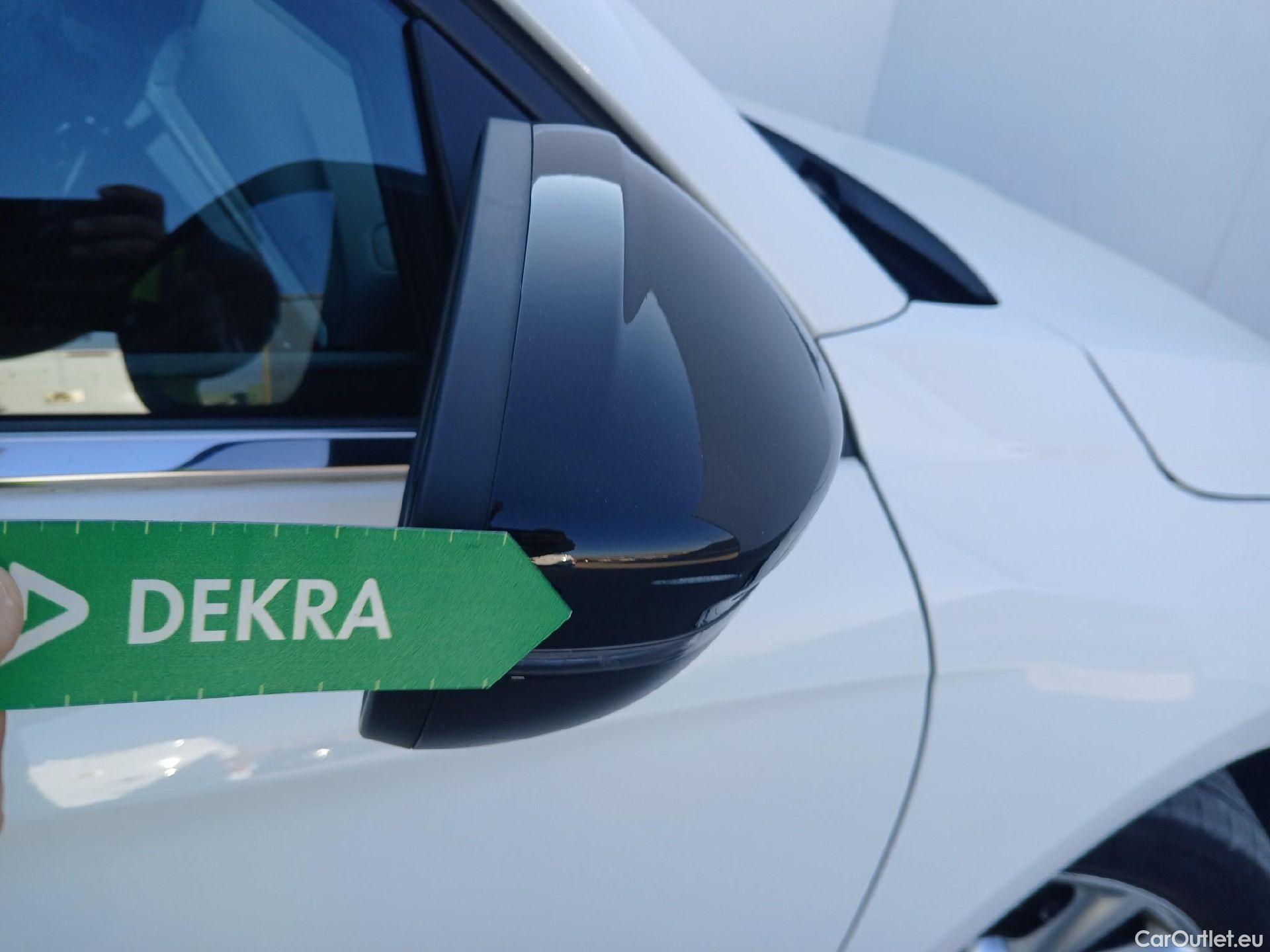  Opel  Corsa OPEL  / 2019 / 5P / berlina con portón 1.2T XHL 74kW (100CV) Elegance #36