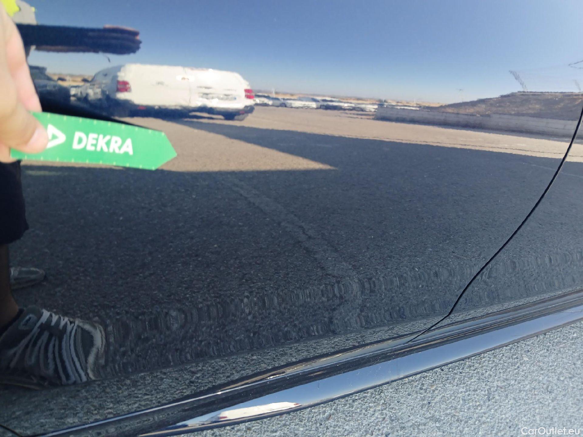  Mercedes  C-Klasse MERCEDES-BENZ Clase C / 2021 / 4P / sedán C 300 d #34