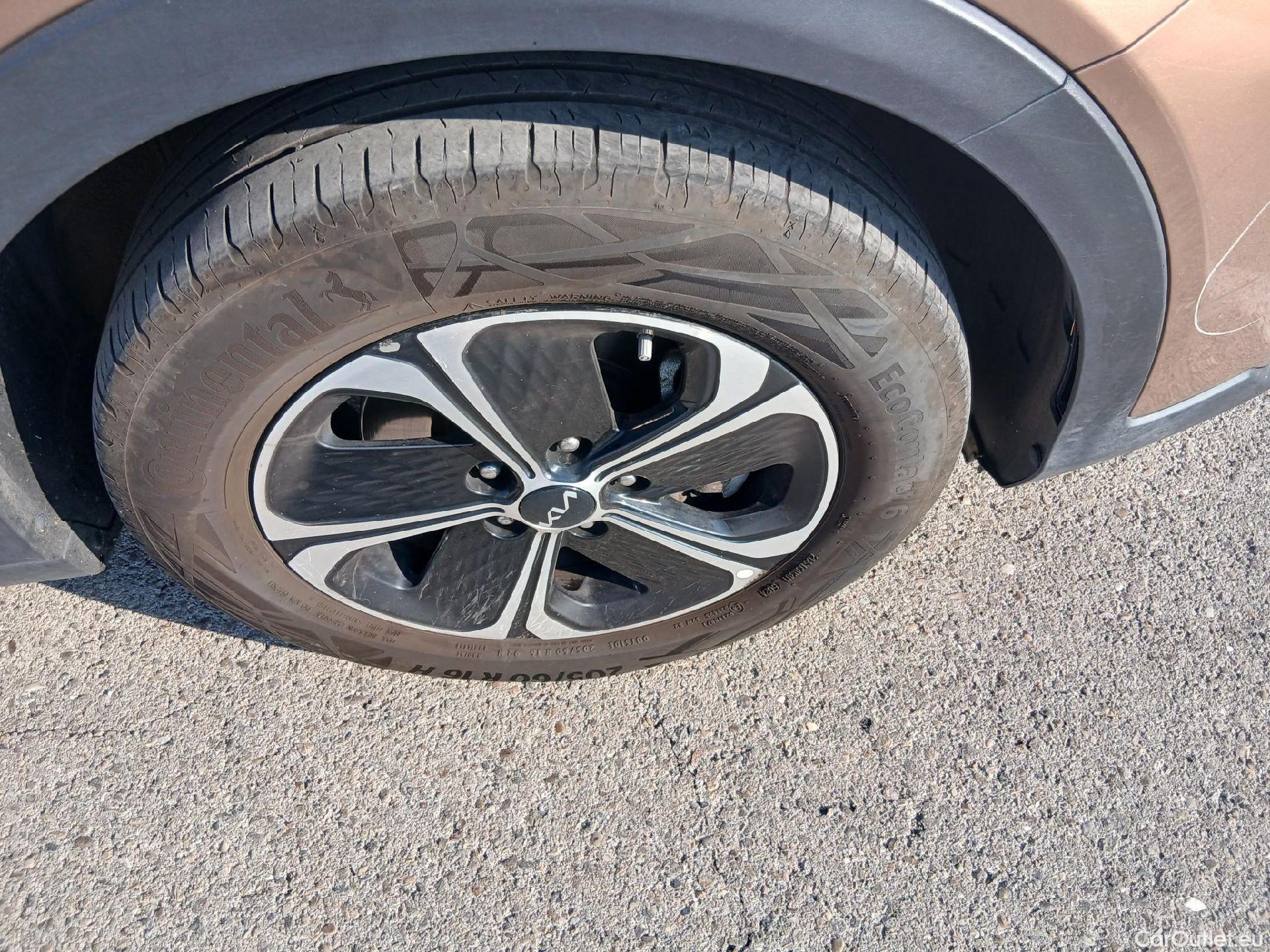  KIA  XCeed KIA  / 2019 / 5P / todoterreno 1.6 GDi PHEV 104kW (141CV) eDrive #4