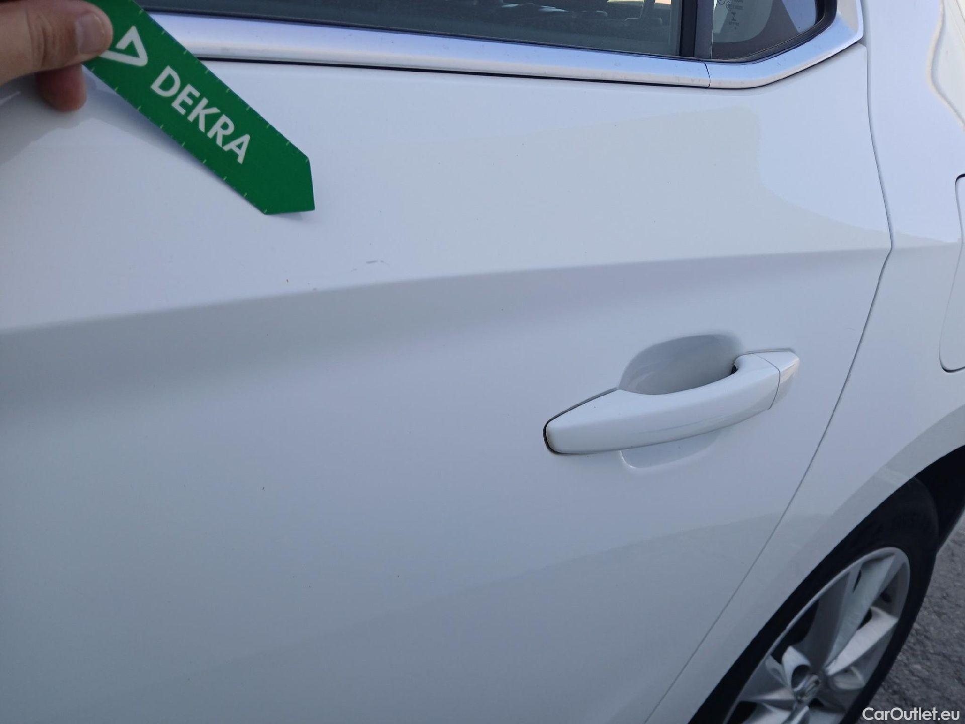  Opel  Corsa OPEL  / 2019 / 5P / berlina con portón 1.2T XHL 74kW (100CV) Elegance #16