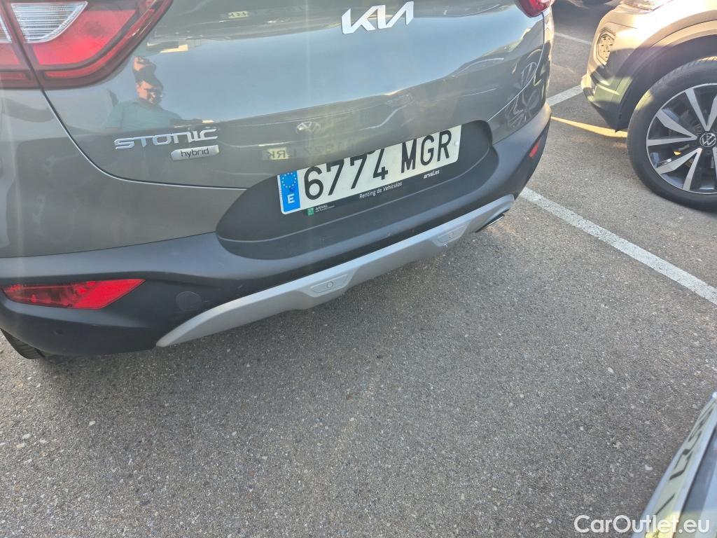  KIA  STONIC KIA  / 2017 / 5P / todoterreno 1.0 T-GDi 88kW (120CV) MHEV iMT Drive #31