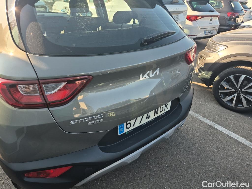  KIA  STONIC KIA  / 2017 / 5P / todoterreno 1.0 T-GDi 88kW (120CV) MHEV iMT Drive #29