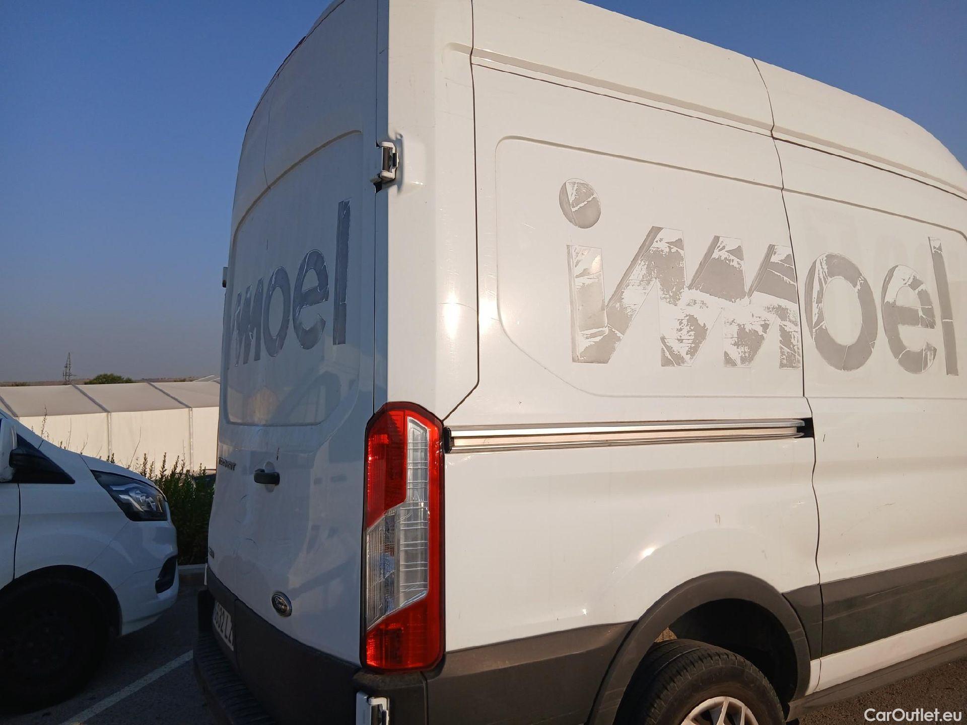  Ford  Transit FORD  / 2013 / 4P / furgón 350 96kW L2H2 Van Trend FWD MHEV #35