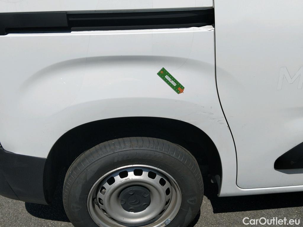  Citroen  Berlingo CITROEN  / 2018 / 4P / furgón derivado de turismo Talla M BlueHDi 100 CLUB #4