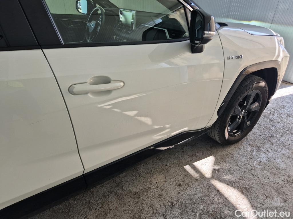  Toyota  RAV4 TOYOTA  / 2018 / 5P / todoterreno 2.5l 220H Feel! #14