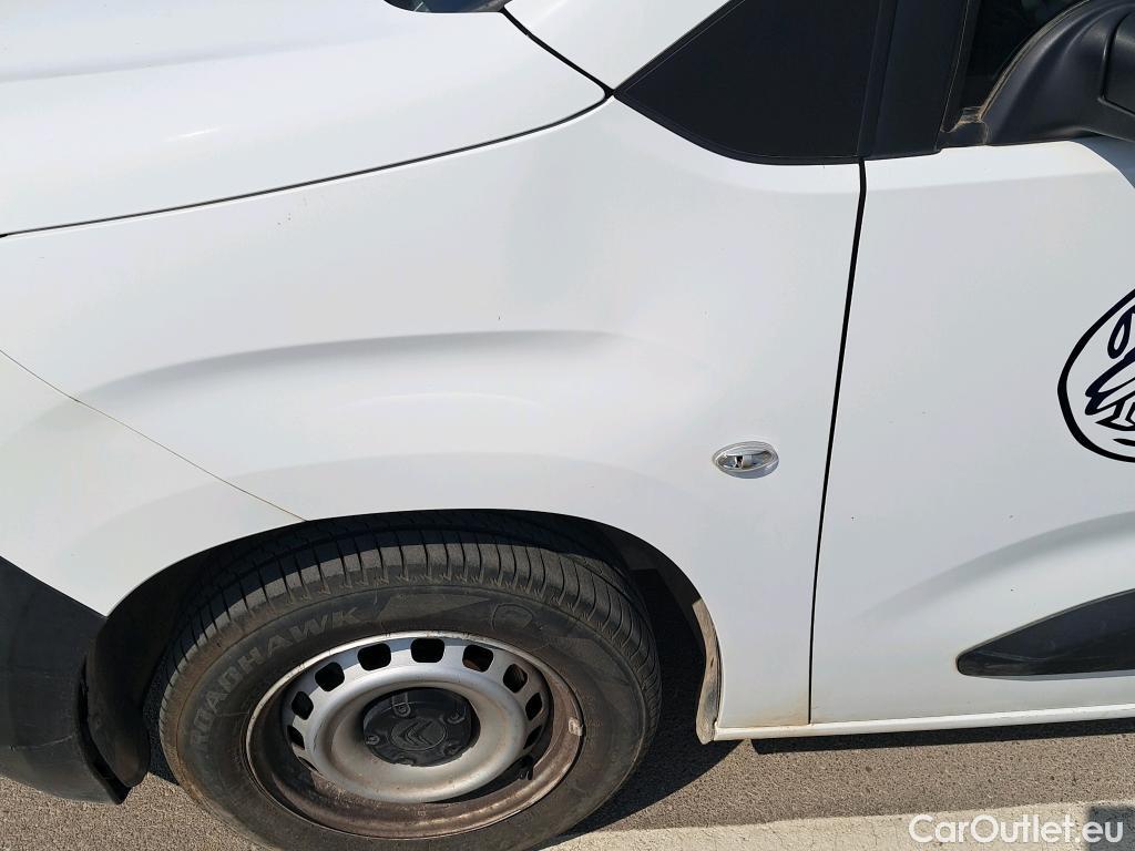  Citroen  Berlingo CITROEN  / 2018 / 3P / furgón derivado de turismo Talla M BlueHDi 100 CONTROL #17
