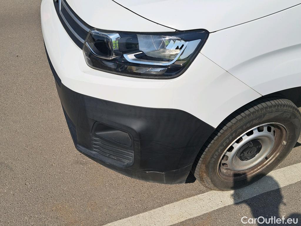  Citroen  Berlingo CITROEN  / 2018 / 3P / furgón derivado de turismo Talla M BlueHDi 100 CONTROL #25