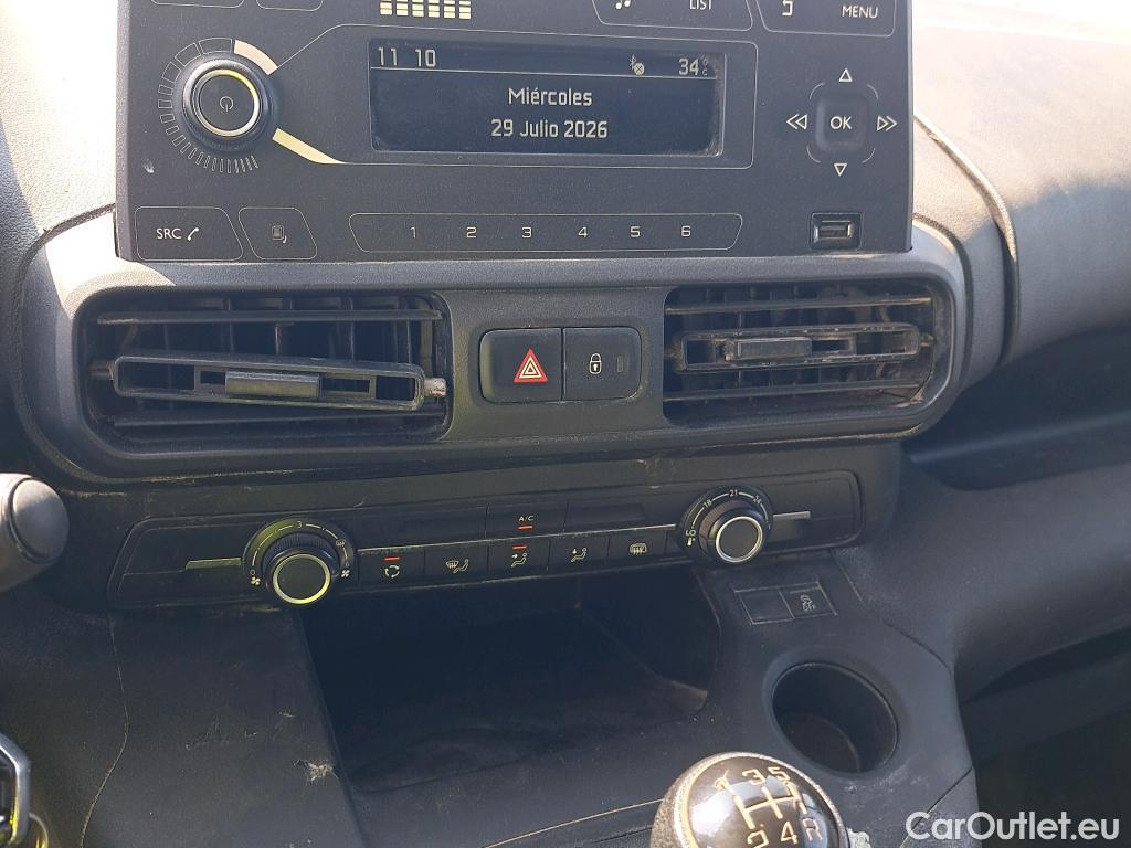  Citroen  Berlingo CITROEN  / 2018 / 3P / furgón derivado de turismo Talla M BlueHDi 100 CONTROL #23