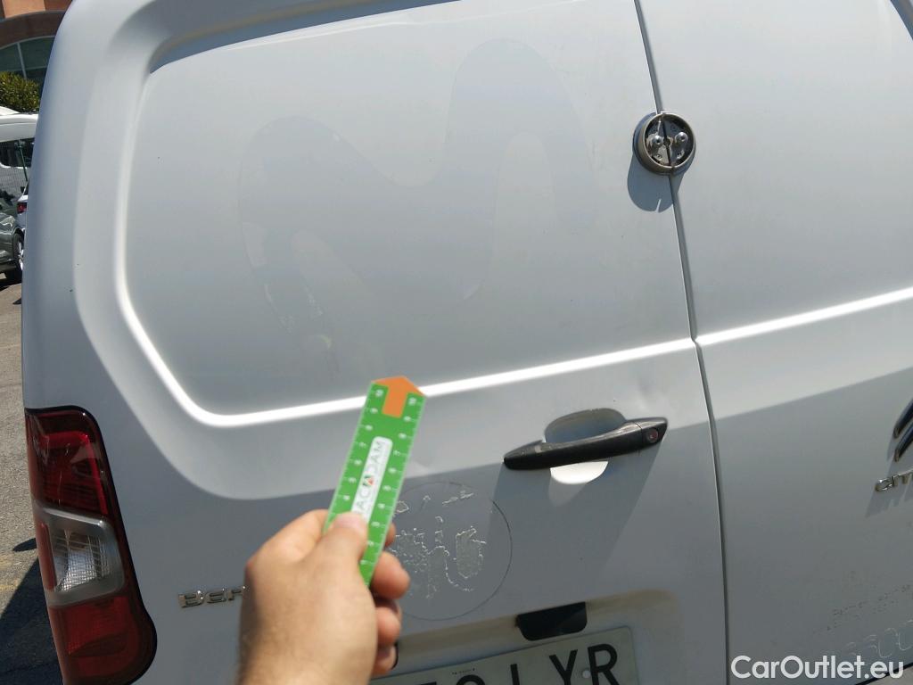  Citroen  Berlingo CITROEN  / 2018 / 4P / furgón derivado de turismo Talla M BlueHDi 100 CLUB #16
