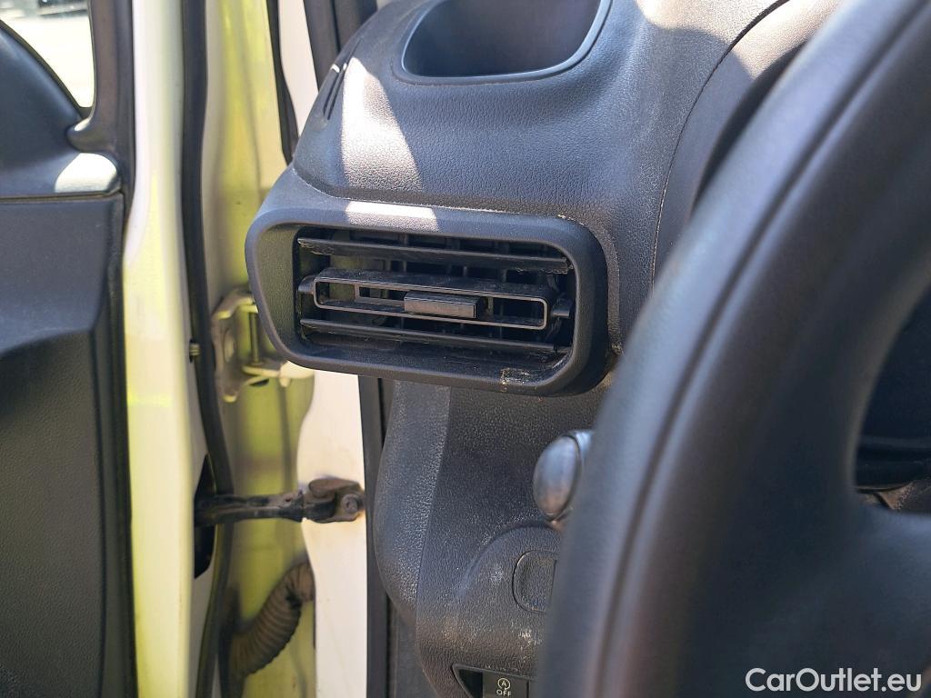  Citroen  Berlingo CITROEN  / 2018 / 3P / furgón derivado de turismo Talla M BlueHDi 100 CONTROL #27