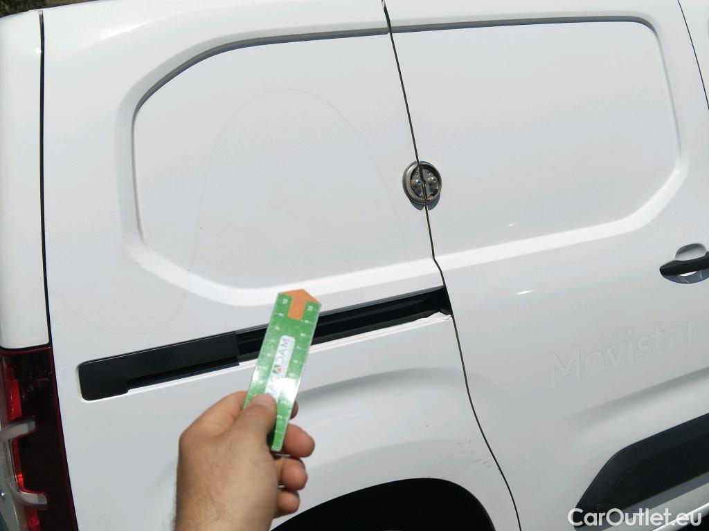  Citroen  Berlingo CITROEN  / 2018 / 4P / furgón derivado de turismo Talla M BlueHDi 100 CLUB #17