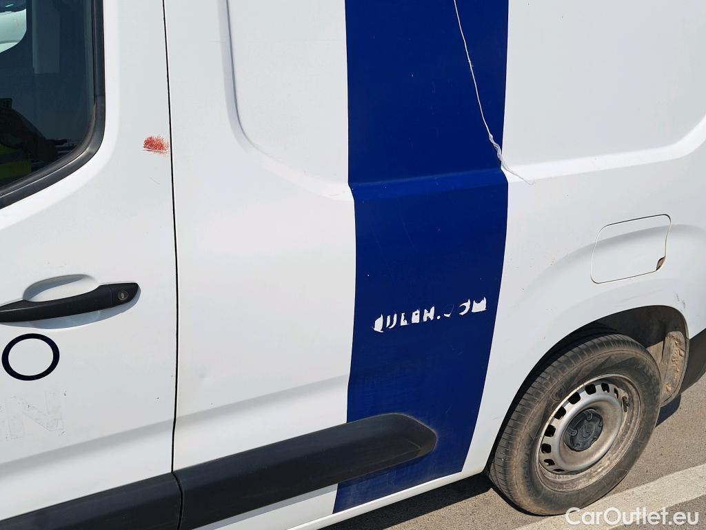  Citroen  Berlingo CITROEN  / 2018 / 3P / furgón derivado de turismo Talla M BlueHDi 100 CONTROL #13