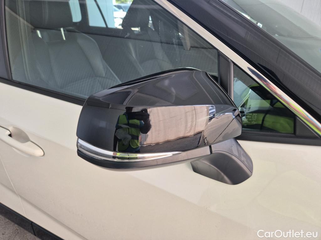  Toyota  RAV4 TOYOTA  / 2018 / 5P / todoterreno 2.5l 220H Feel! #27