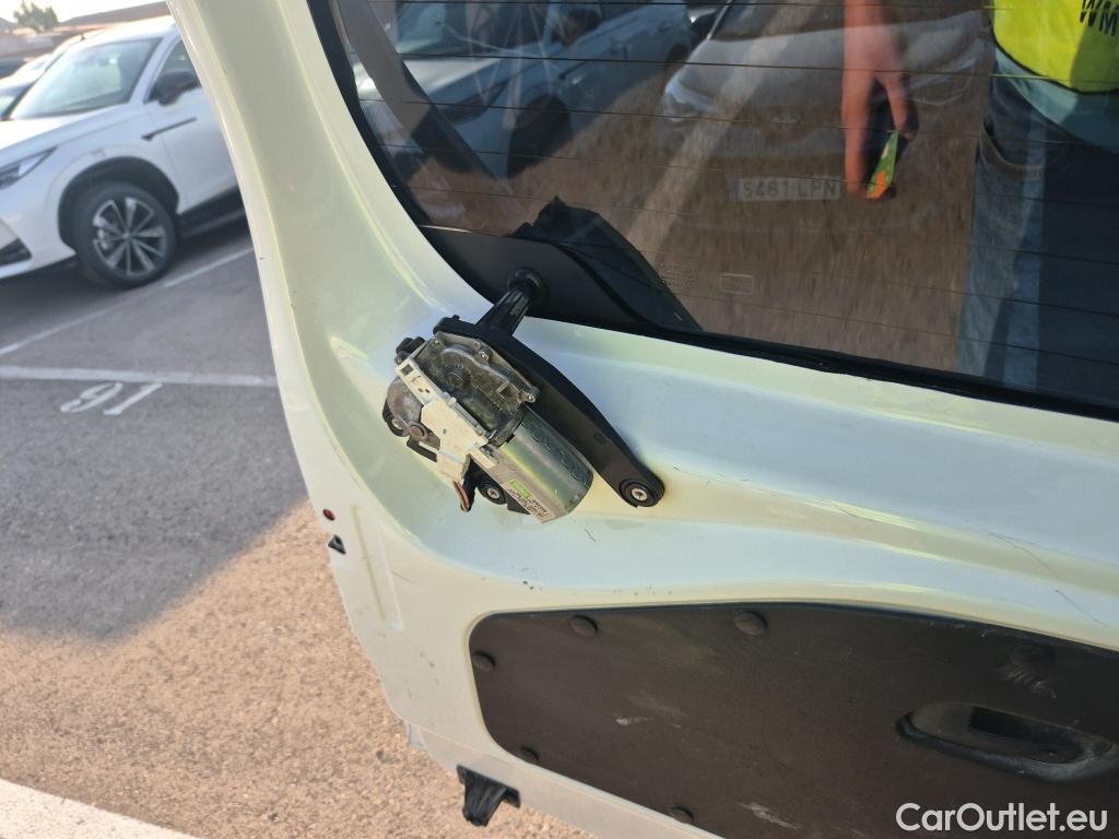  Toyota  Proace TOYOTA  City / 2020 / 4P / combi 1.5D 75kW (100CV) GX L1 #44