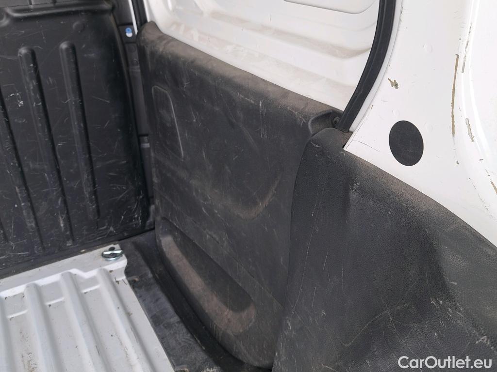  Opel  Combo OPEL  / 2018 / 3P / furgón derivado de turismo 1.6 TD S/S 74kW (100CV) Express L H1 650 (CX) #16