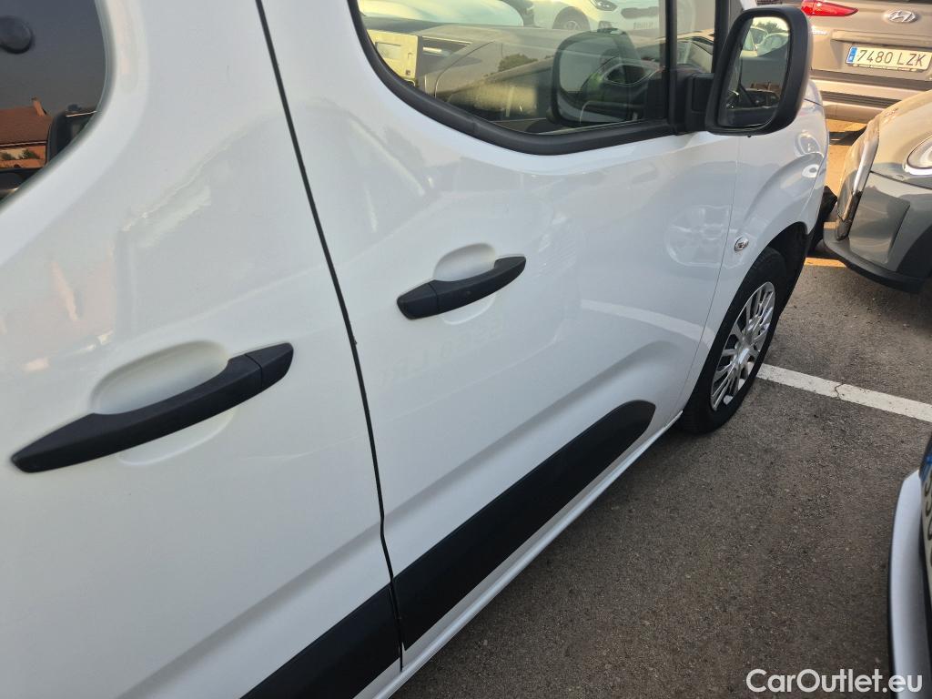  Toyota  Proace TOYOTA  City / 2020 / 4P / combi 1.5D 75kW (100CV) GX L1 #20