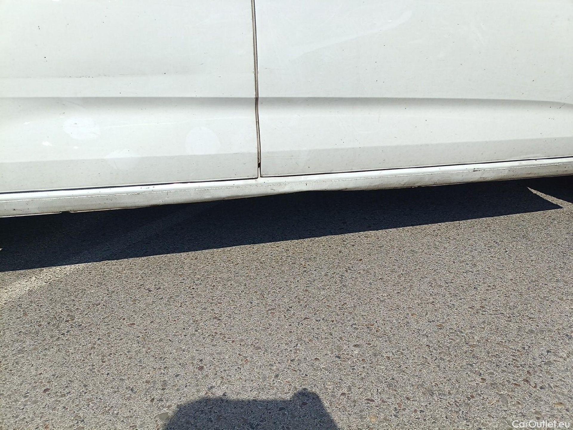  Volkswagen  Caddy VOLKSWAGEN Caaddy Kombi 2.0 TDI 75kW (102CV) (CX) #43