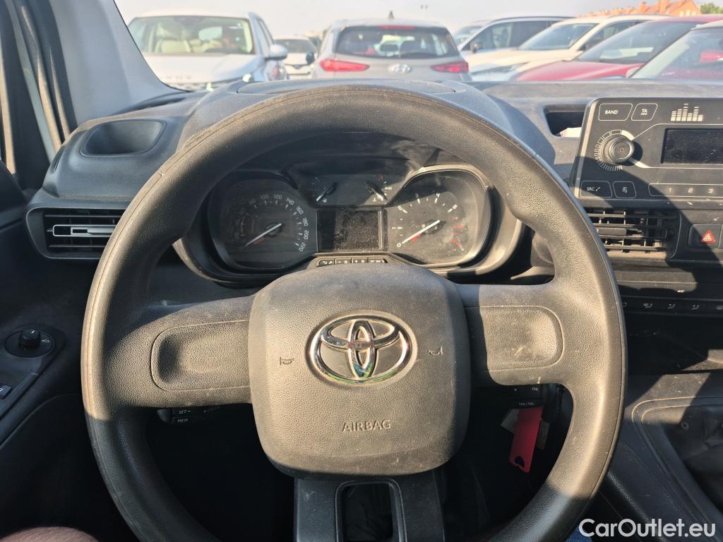  Toyota  Proace TOYOTA  City / 2020 / 4P / combi 1.5D 75kW (100CV) GX L1 #42