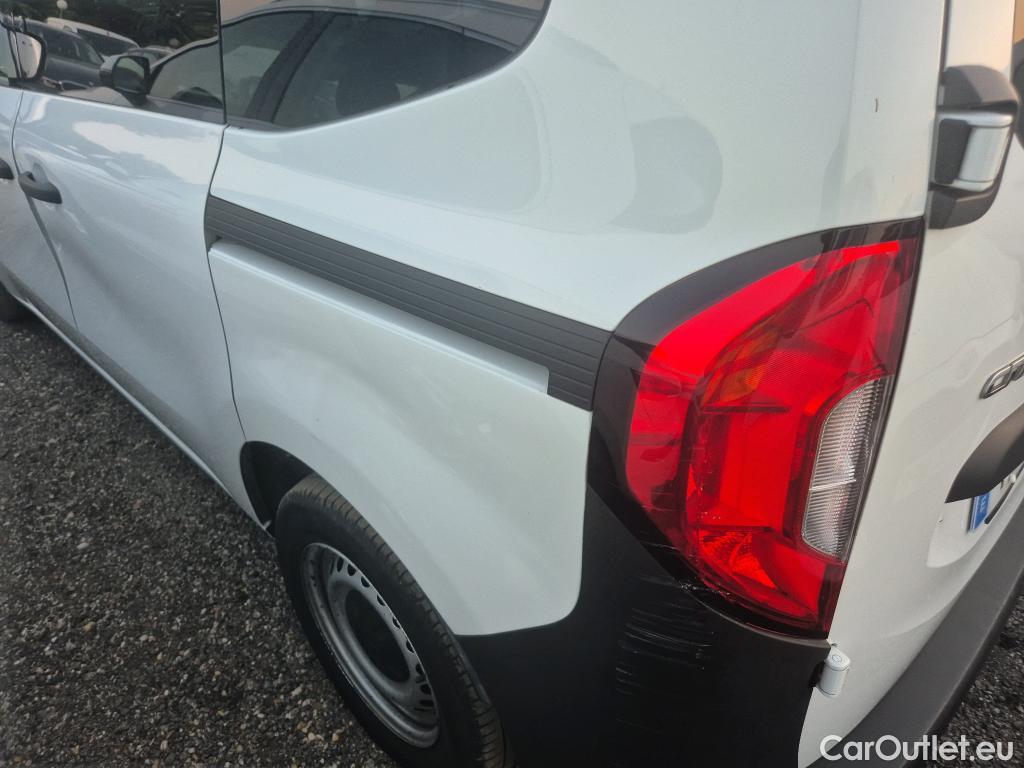  Mercedes  Citan MERCEDES-BENZ  / 2021 / 5P / monovolumen compacto 110 CDI 70kW Tourer Base Largo #31