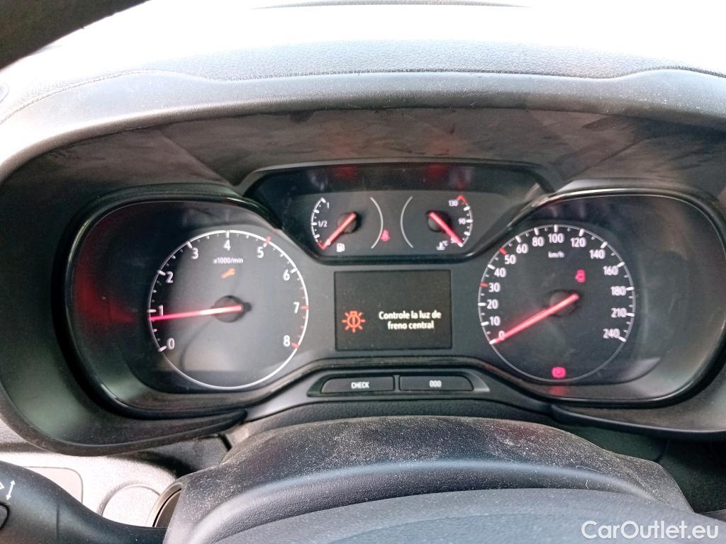  Opel  Combo OPEL  / 2018 / 3P / furgón derivado de turismo Cargo L 1000kg Diesel 1.5 100HP S&S MT E (AC) #22