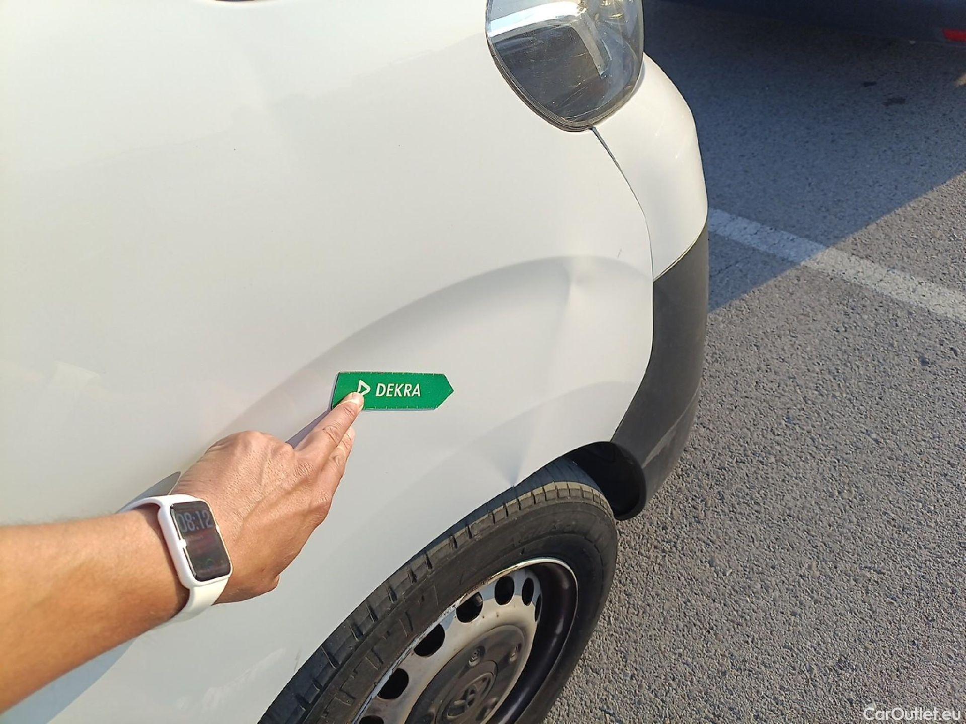  Toyota  Proace TOYOTA  / 2020 / 4P / furgón 1.5D 120CV GX 1PL 2PT L1 #40