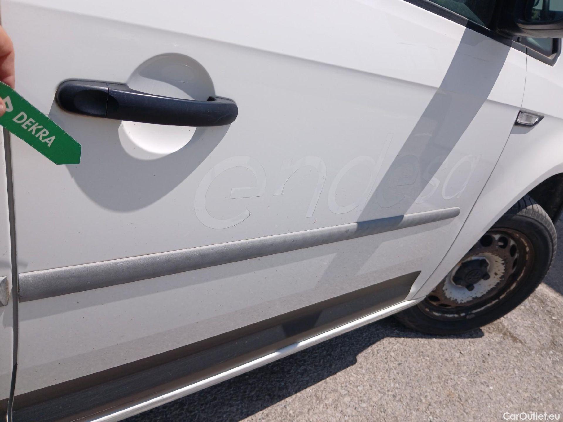  Volkswagen  Caddy VOLKSWAGEN  4p 4G monovolumen compacto Kombi 2.0 TDI SCR 4MOTION BMT 122CV #47
