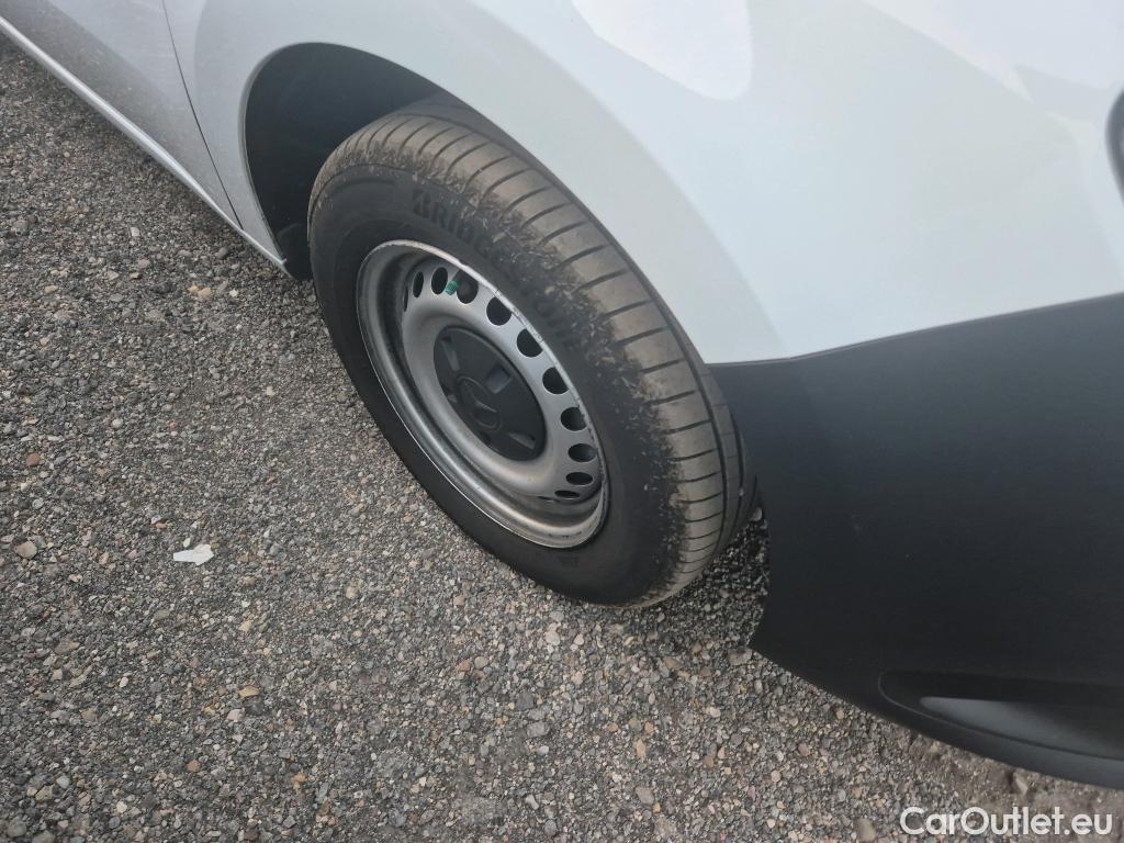  Mercedes  Citan MERCEDES-BENZ  / 2021 / 5P / monovolumen compacto 110 CDI 70kW Tourer Base Largo #17