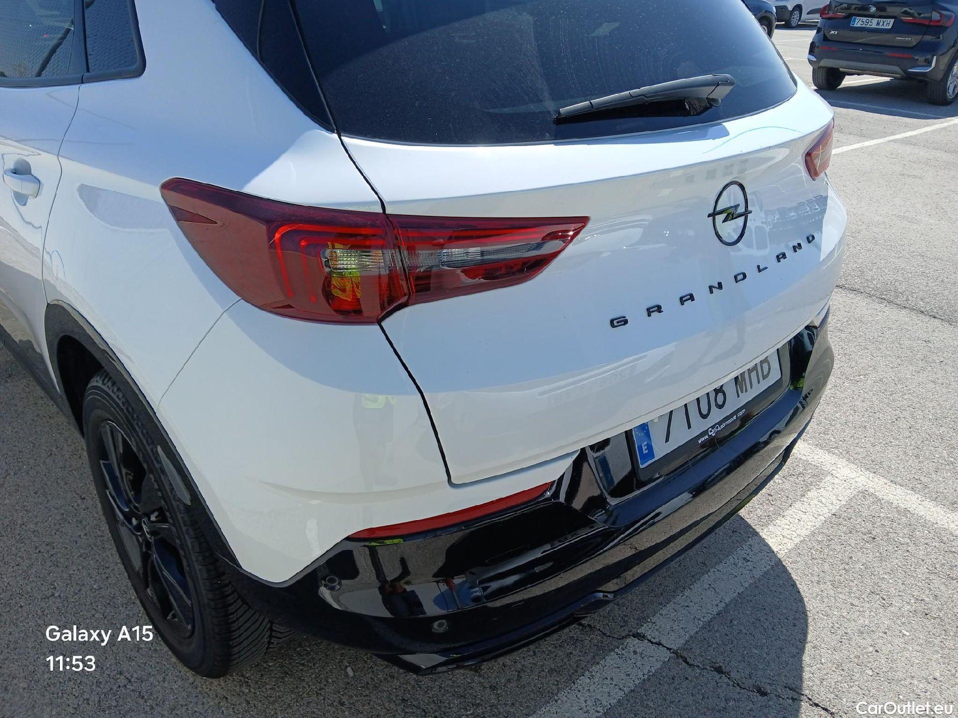  Opel   Grandland X OPEL Grandland / 2021 / 5P / todoterreno 1.5 CDTi GS Auto #14