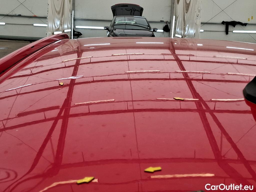  Citroen  C4 Grand Picasso  Shine 1.5 BlueHDi 130CV BVA8 Repeint en Rouge / Teinte SIV Blanc Banquise./ WHITE CAR REPAINT IN RED #6